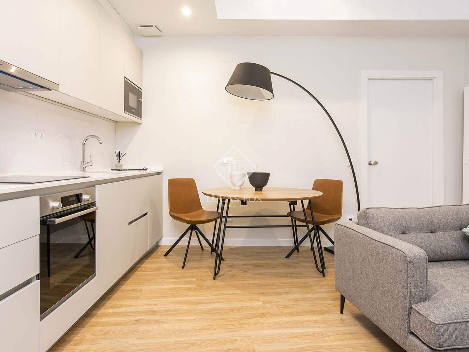 Appartement de 2 chambres à louer à Barcelone ville - 1 690 € (Ref: 9085659)