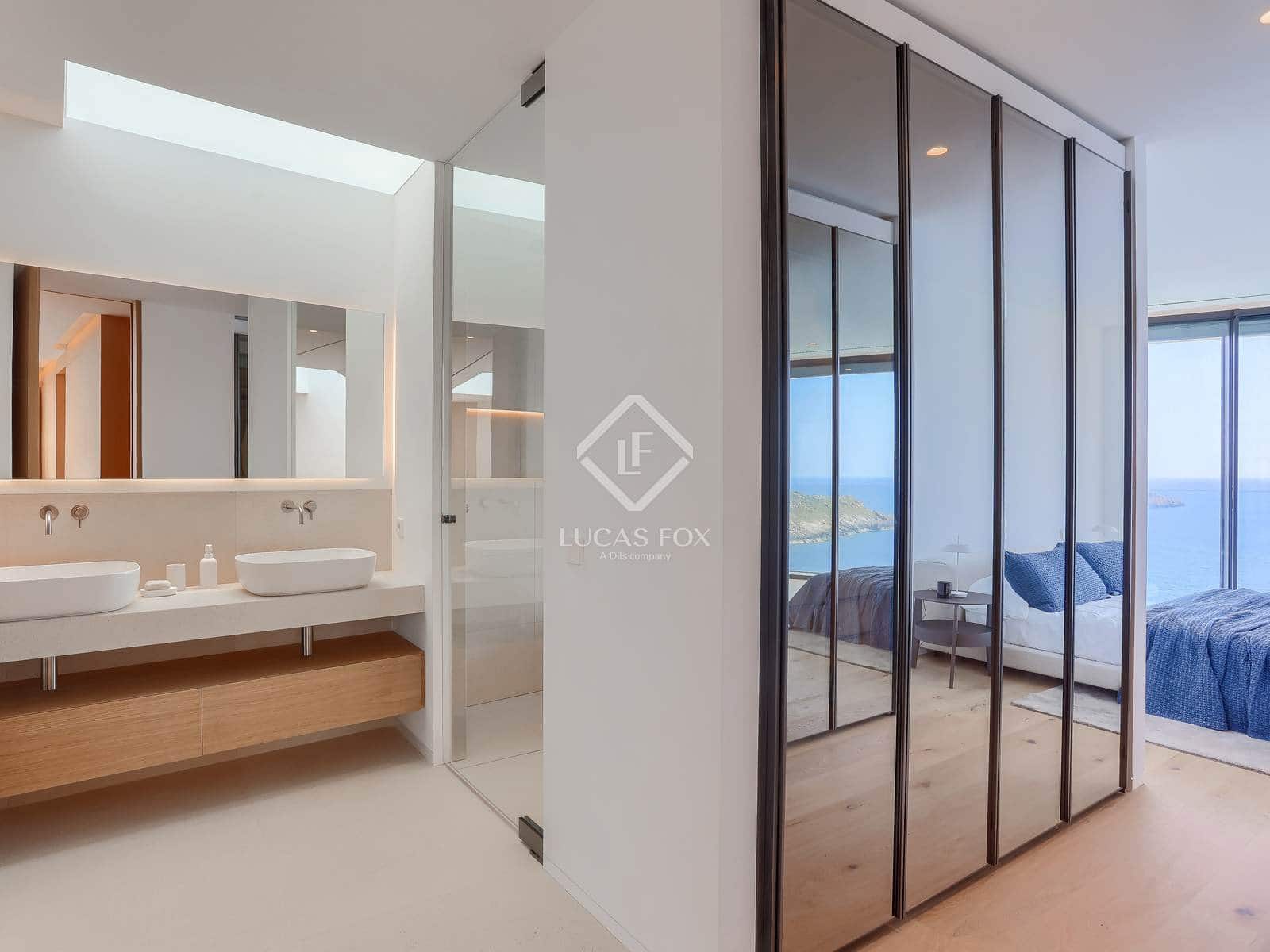 4 makuuhuone Huvila myytävänä paikassa El Toro / Port Adriano mukana uima-altaan 
autotalli - 11 900 000 € (Ref: 9085660)