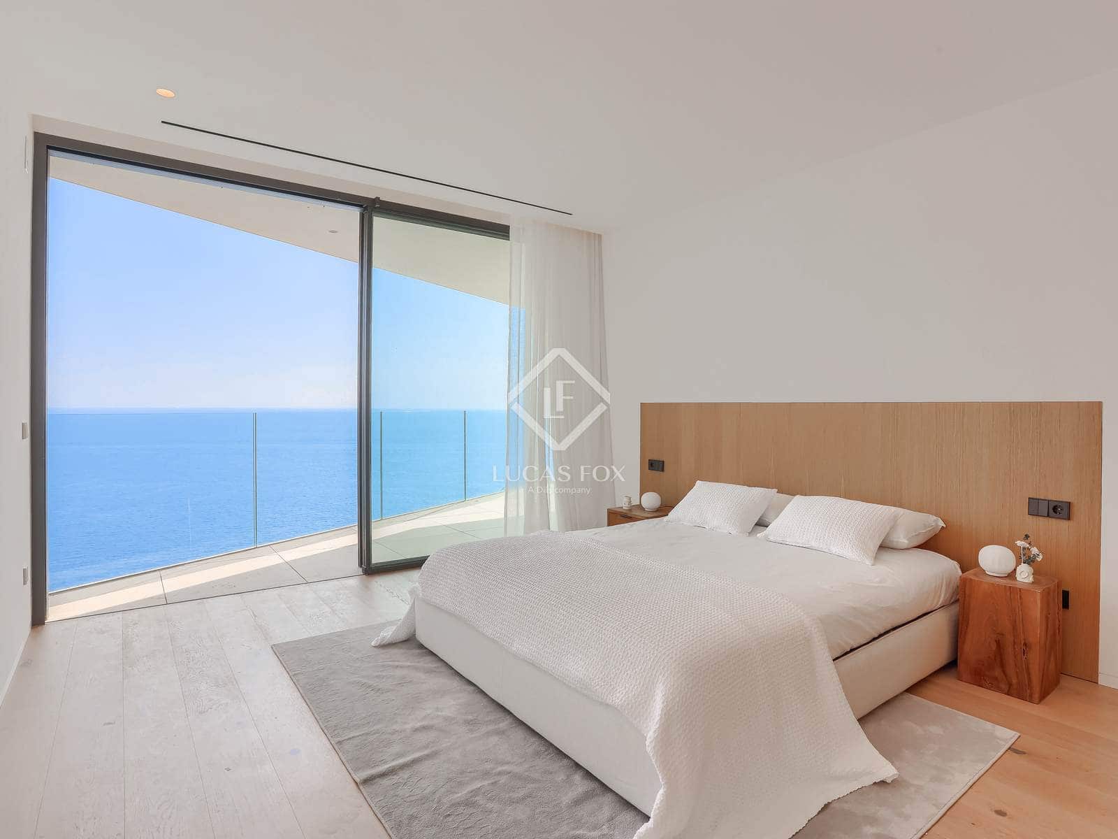 4 makuuhuone Huvila myytävänä paikassa El Toro / Port Adriano mukana uima-altaan 
autotalli - 11 900 000 € (Ref: 9085660)