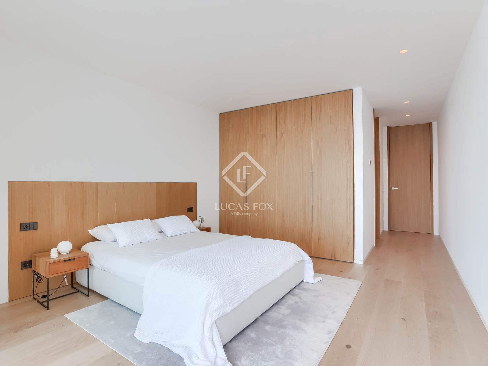 4 makuuhuone Huvila myytävänä paikassa El Toro / Port Adriano mukana uima-altaan 
autotalli - 11 900 000 € (Ref: 9085660)