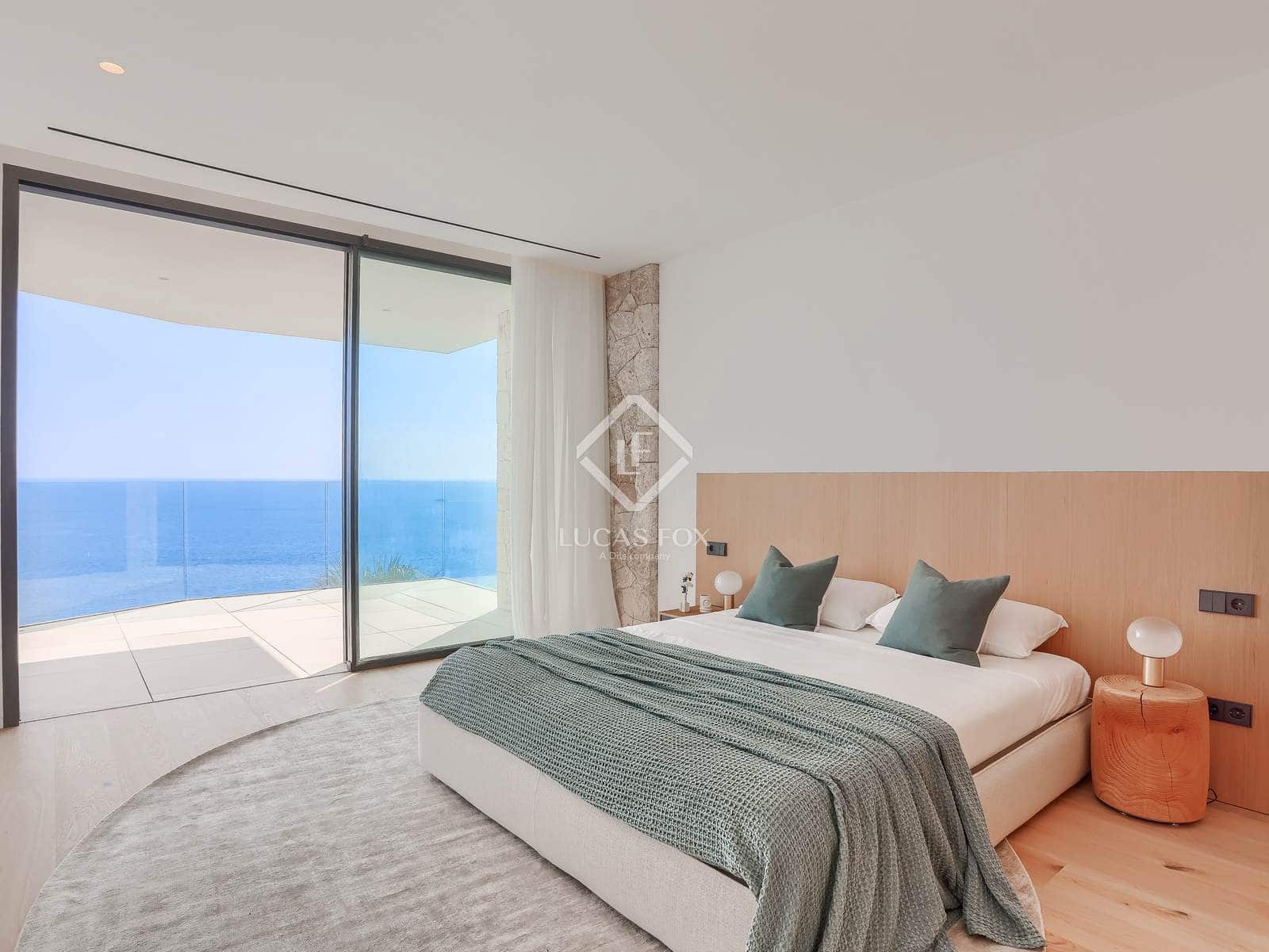 4 makuuhuone Huvila myytävänä paikassa El Toro / Port Adriano mukana uima-altaan 
autotalli - 11 900 000 € (Ref: 9085660)