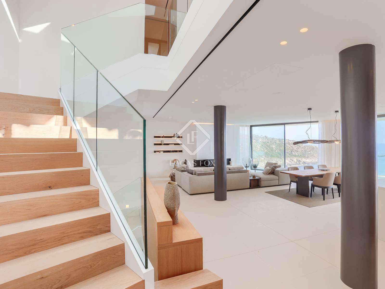 4 makuuhuone Huvila myytävänä paikassa El Toro / Port Adriano mukana uima-altaan 
autotalli - 11 900 000 € (Ref: 9085660)