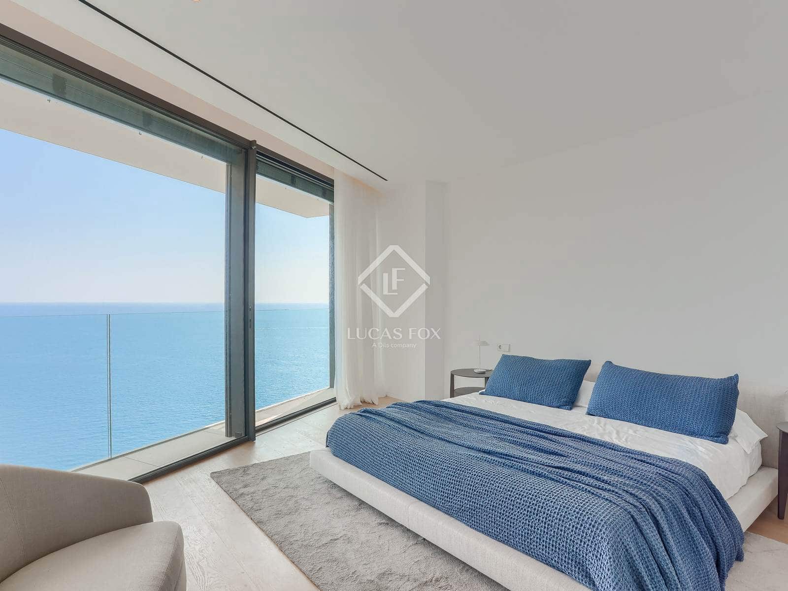 4 makuuhuone Huvila myytävänä paikassa El Toro / Port Adriano mukana uima-altaan 
autotalli - 11 900 000 € (Ref: 9085660)