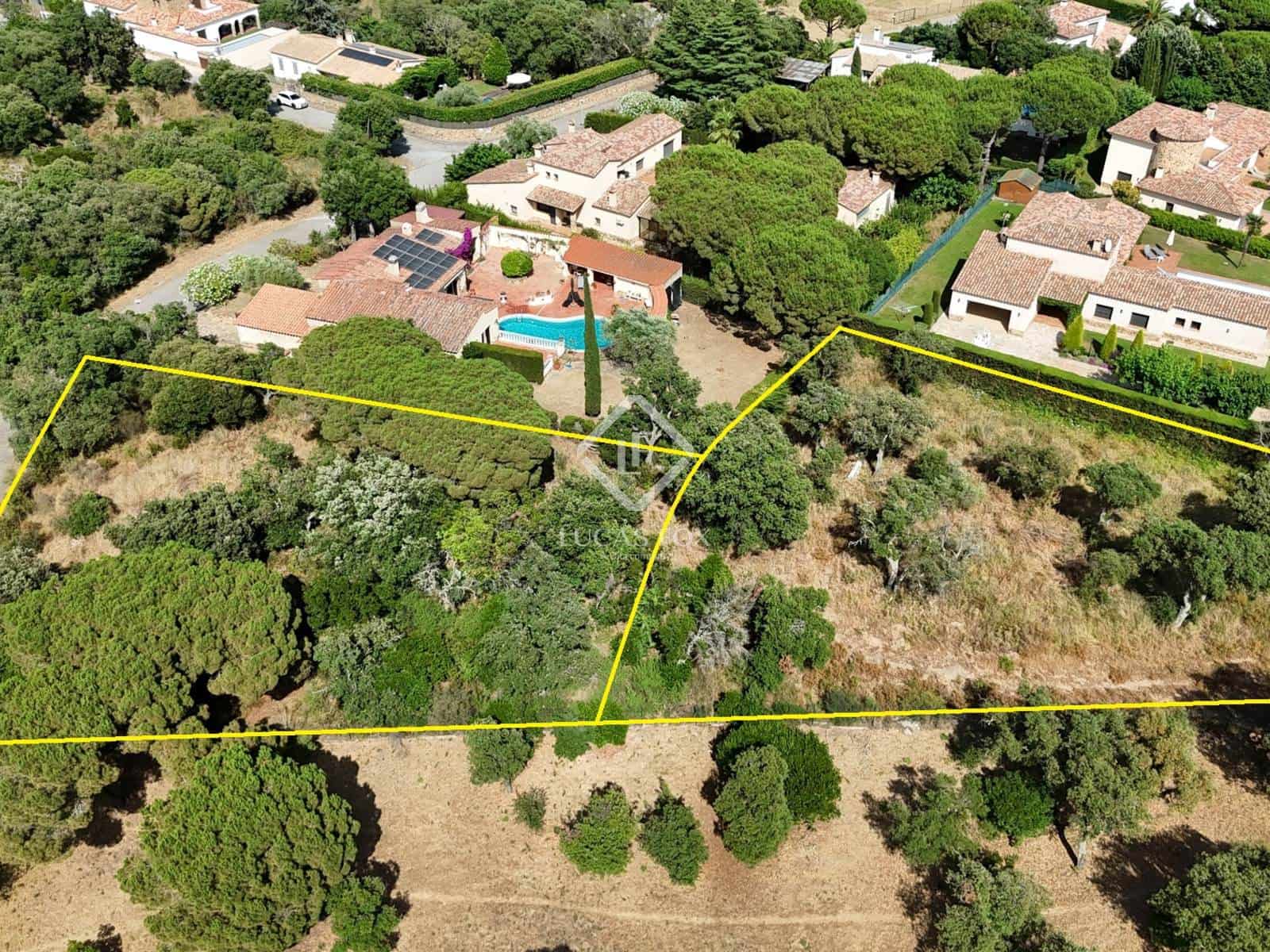 Byggetomt til salgs i Castell-Platja d'Aro - € 300 000 (Ref: 9086073)