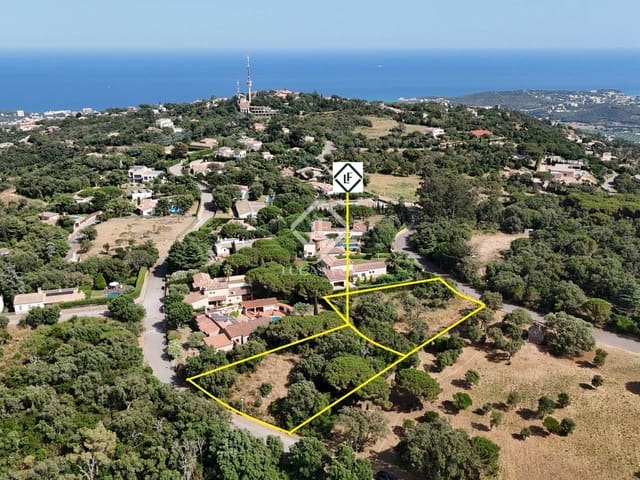 Byggetomt til salgs i Castell-Platja d'Aro - € 300 000 (Ref: 9086073)