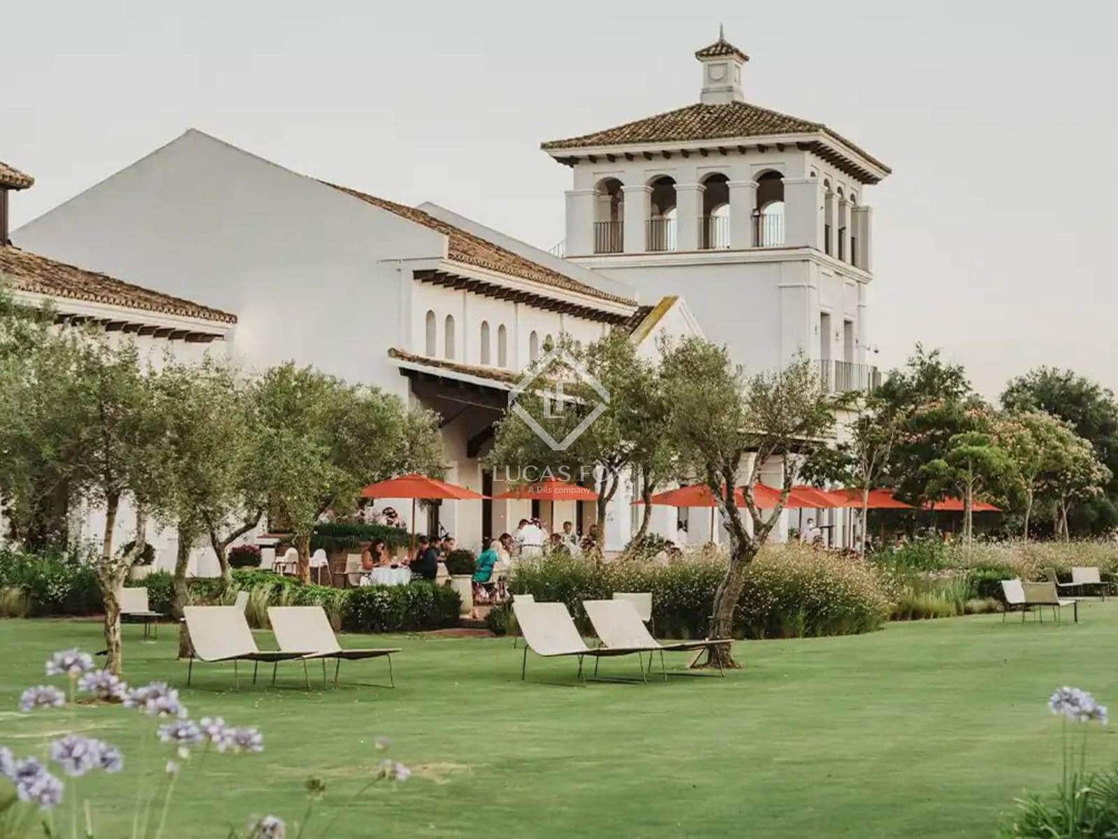 4 slaapkamer Villa te koop in Sotogrande met zwembad garage - € 4.000.000 (Ref: 9086428)