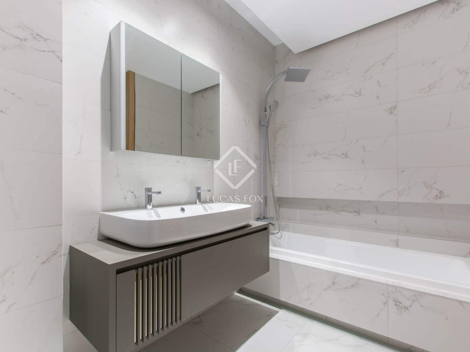 Apartamento de 4 habitaciones en Pozuelo de Alarcón en alquiler con piscina garaje - 4.990 € (Ref: 9086432)