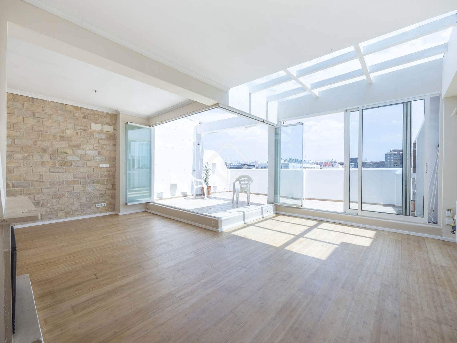 3 soveværelse Penthouse til leje i Valencia by - € 2.300 (Ref: 9086433)