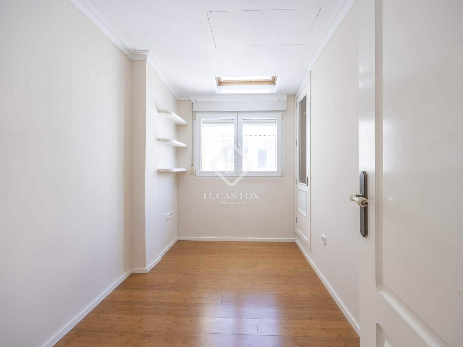 3 soveværelse Penthouse til leje i Valencia by - € 2.300 (Ref: 9086433)