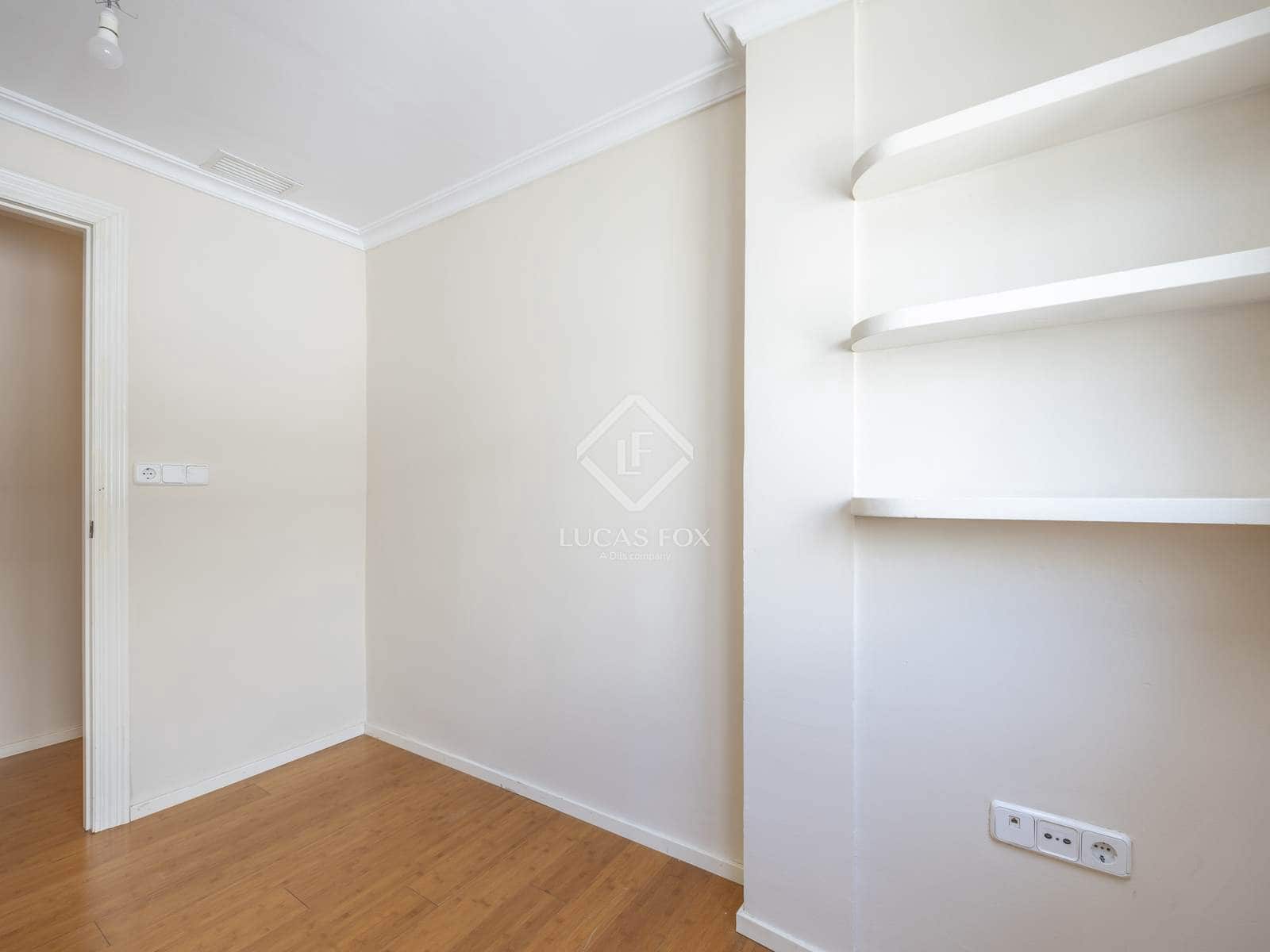 3 soveværelse Penthouse til leje i Valencia by - € 2.300 (Ref: 9086433)