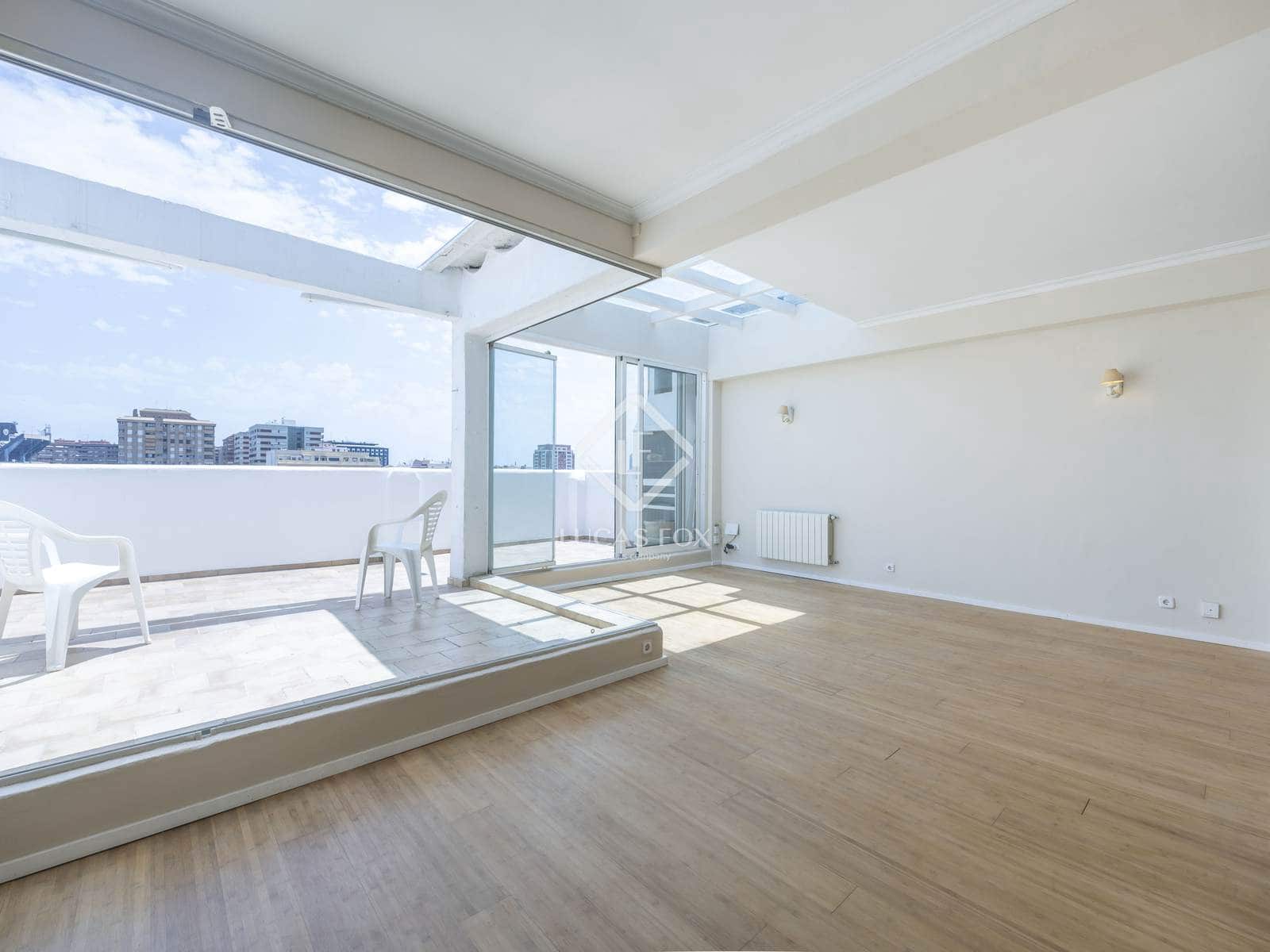 3 soveværelse Penthouse til leje i Valencia by - € 2.300 (Ref: 9086433)