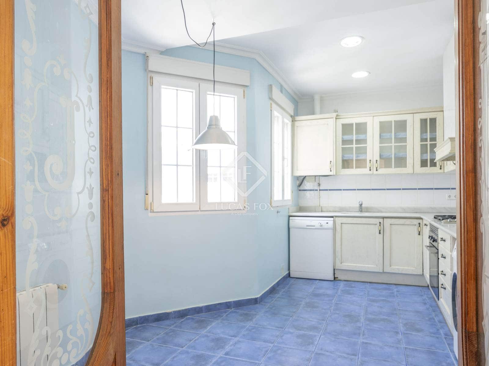 3 soveværelse Penthouse til leje i Valencia by - € 2.300 (Ref: 9086433)