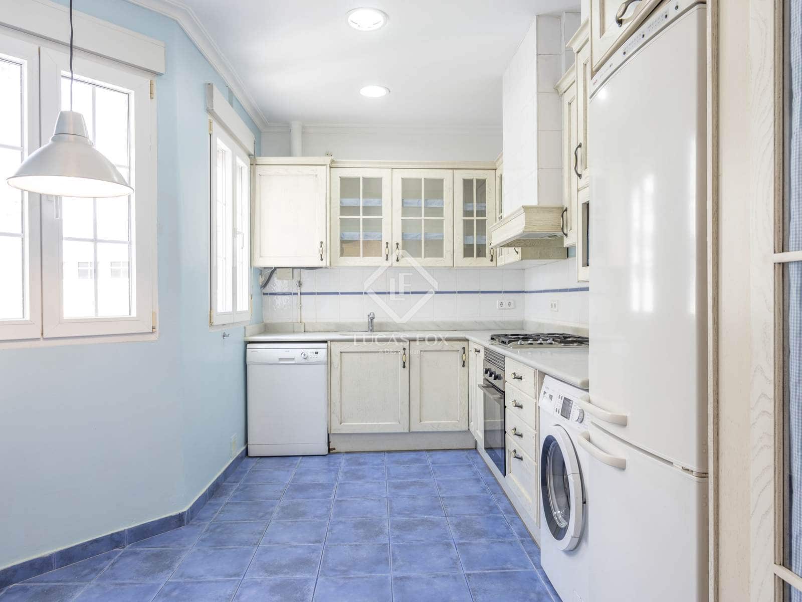 3 soveværelse Penthouse til leje i Valencia by - € 2.300 (Ref: 9086433)