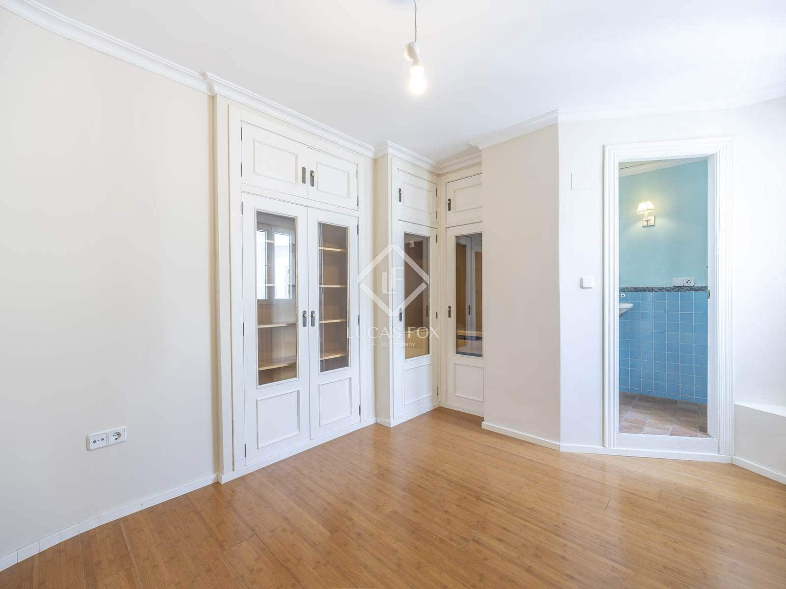 3 soveværelse Penthouse til leje i Valencia by - € 2.300 (Ref: 9086433)