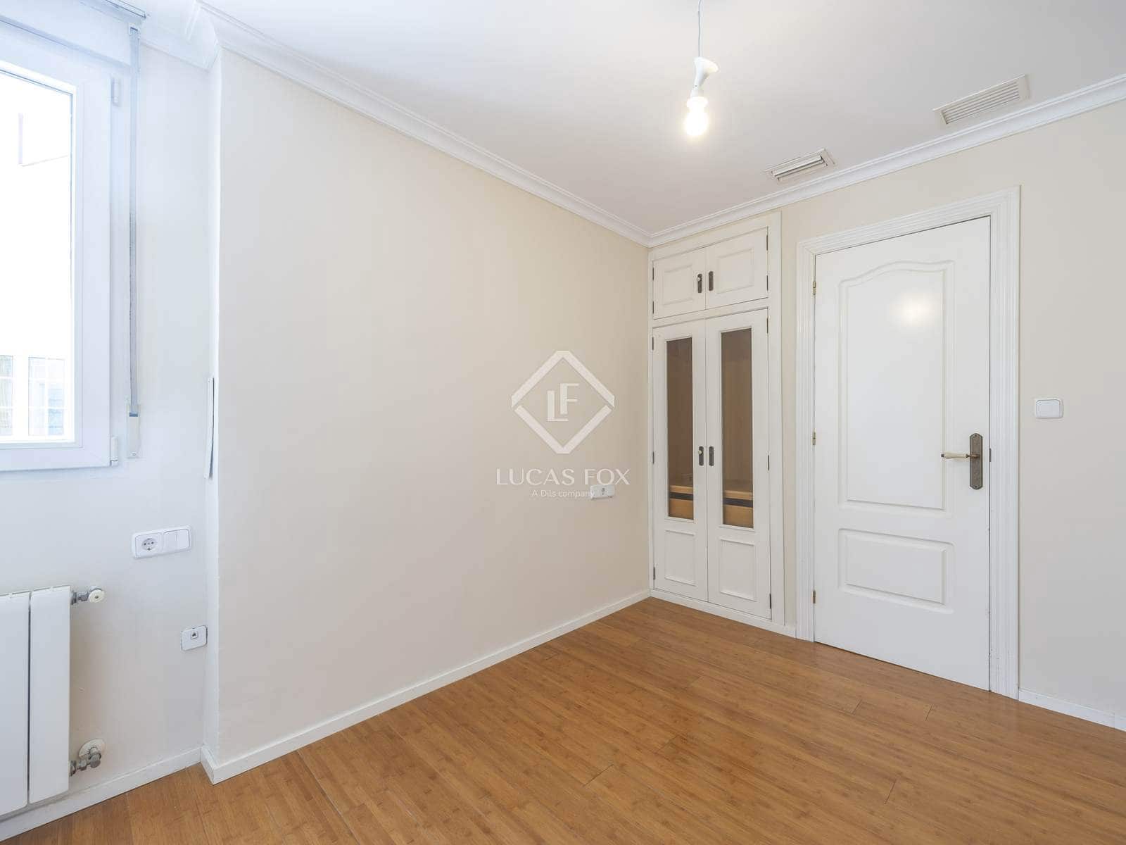 3 soveværelse Penthouse til leje i Valencia by - € 2.300 (Ref: 9086433)