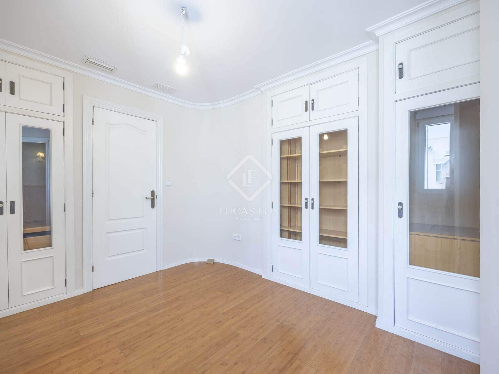 3 soveværelse Penthouse til leje i Valencia by - € 2.300 (Ref: 9086433)