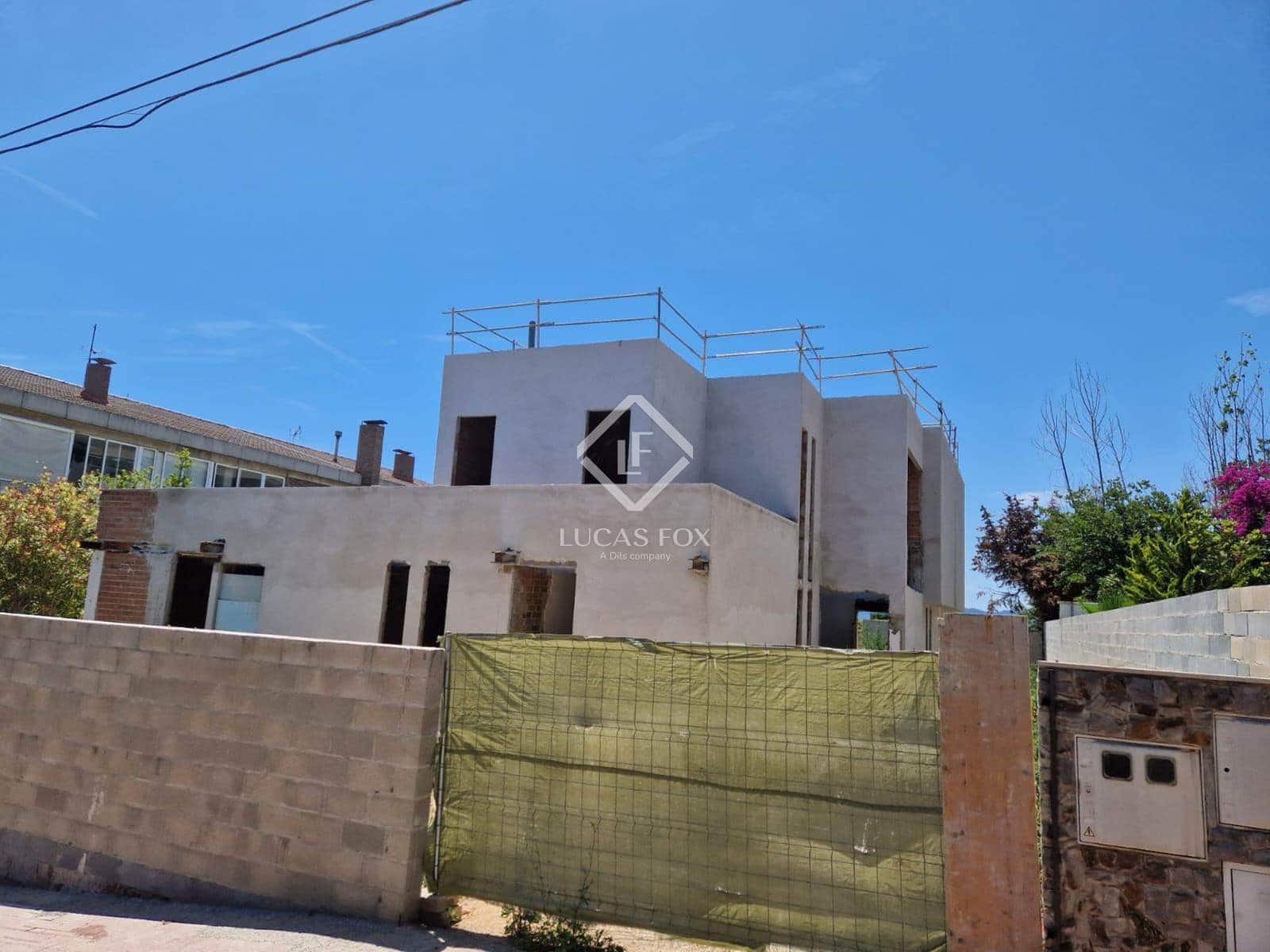 4 bedroom Villa for sale in Esplugues de Llobregat with pool garage - € 2,650,000 (Ref: 9087523)