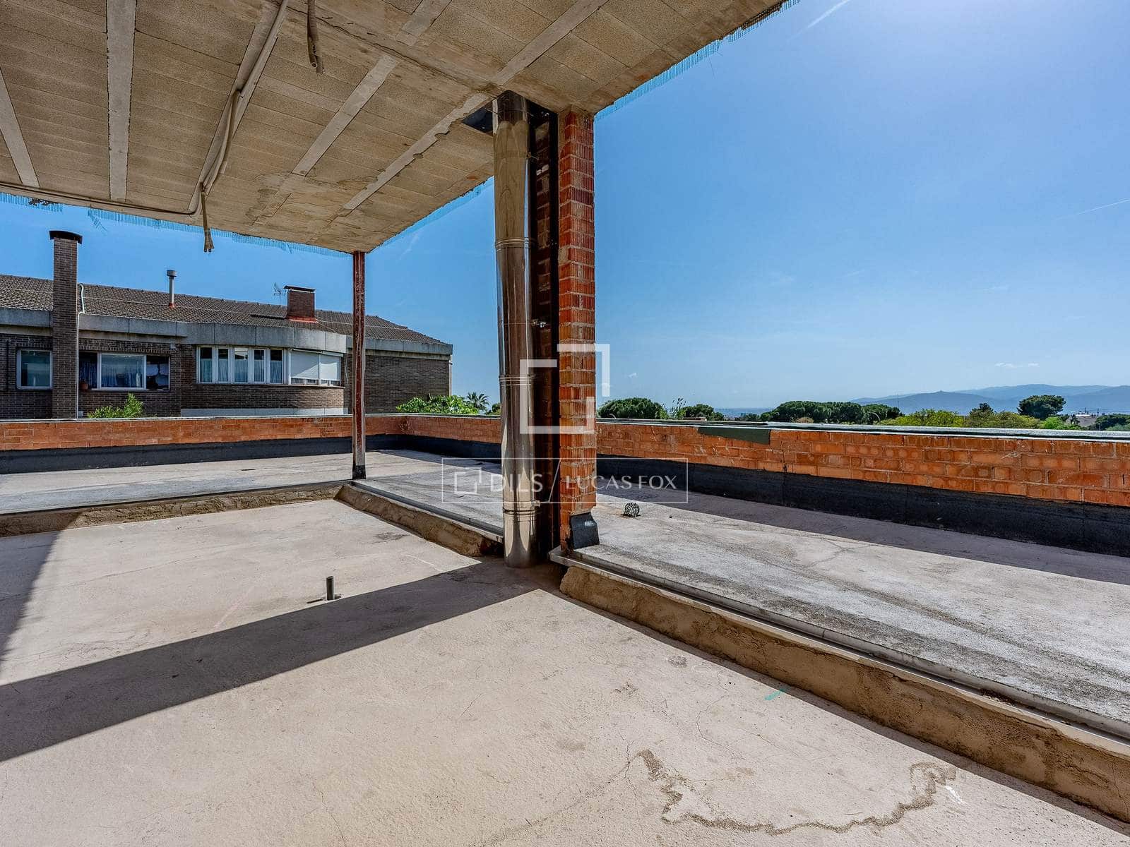 5 bedroom Villa for sale in Esplugues de Llobregat with pool garage - € 2,650,000 (Ref: 9087523)