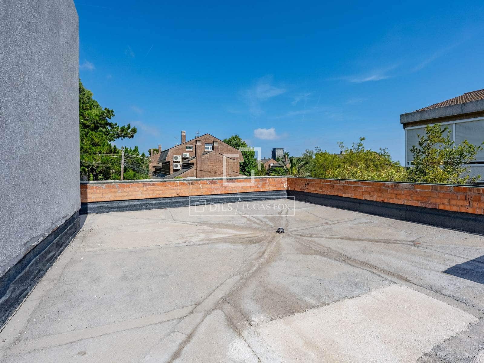 5 bedroom Villa for sale in Esplugues de Llobregat with pool garage - € 2,650,000 (Ref: 9087523)