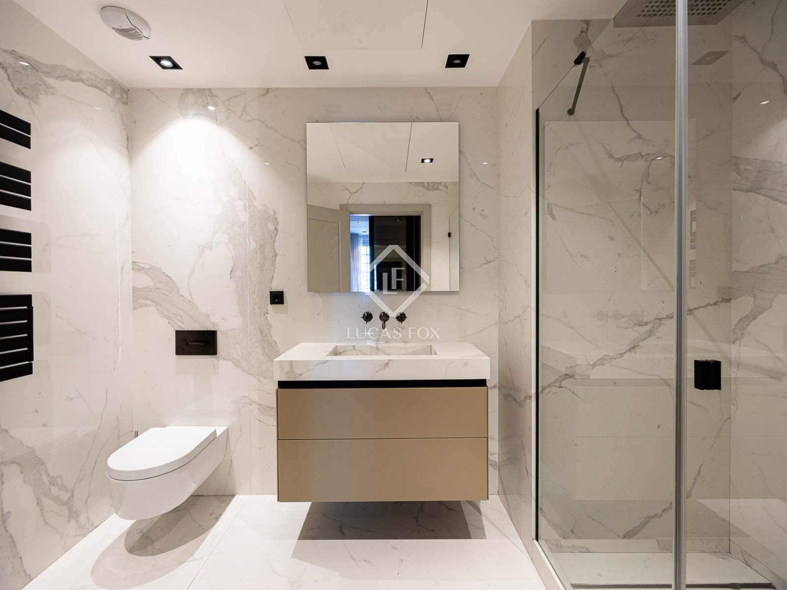 2 slaapkamer Appartement te huur in Barcelona stad - € 3.224 (Ref: 9087525)