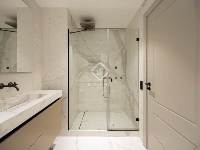 2 quarto Apartamento para arrendar em Barcelona cidade - 3 224 € (Ref: 9087525)