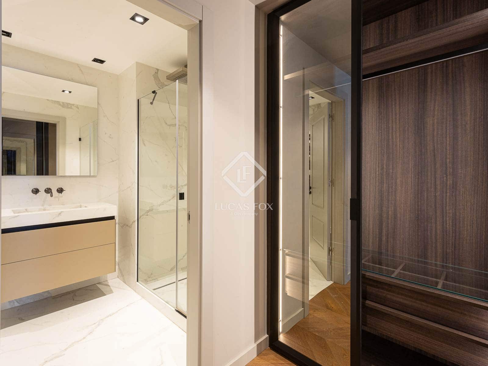 2 slaapkamer Appartement te huur in Barcelona stad - € 3.224 (Ref: 9087525)