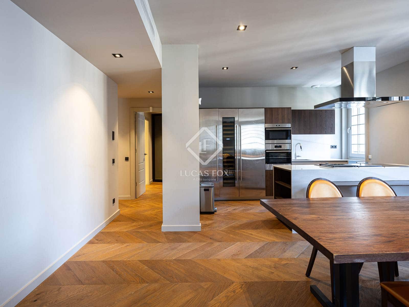 2 slaapkamer Appartement te huur in Barcelona stad - € 3.224 (Ref: 9087525)