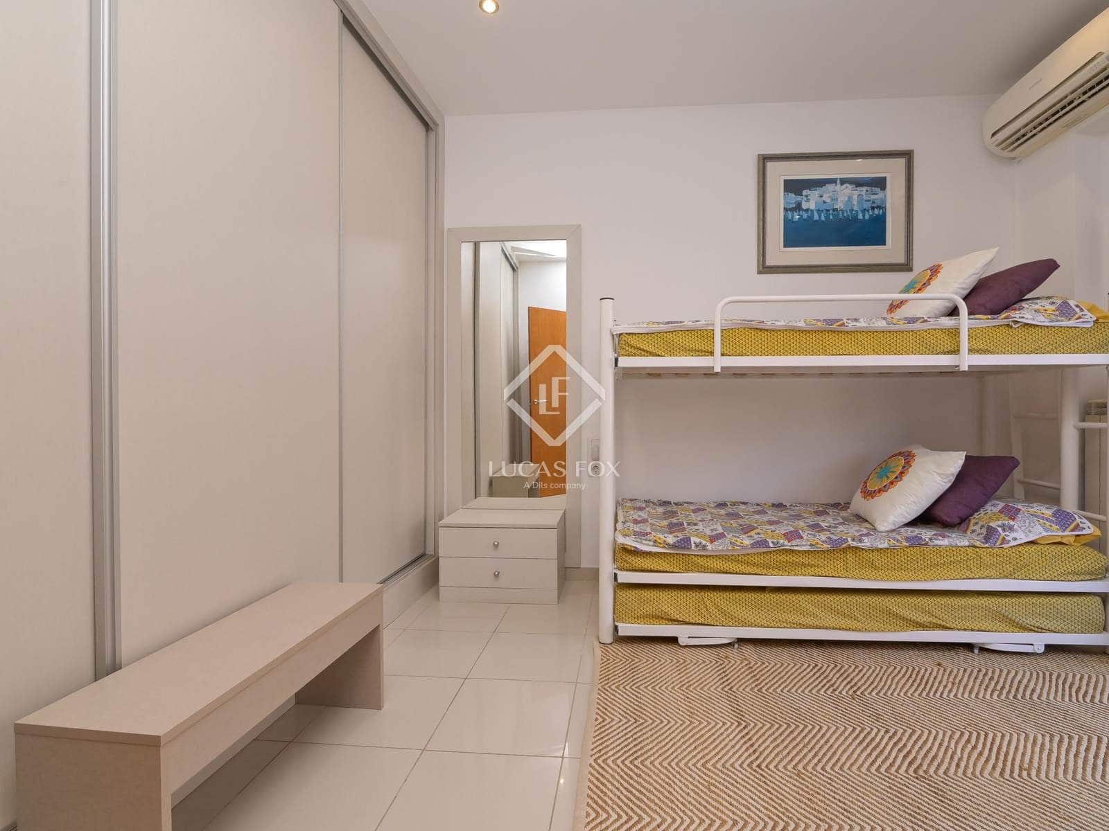 3 bedroom Apartment for sale in Platja d'Aro with pool garage - € 399,500 (Ref: 9087528)