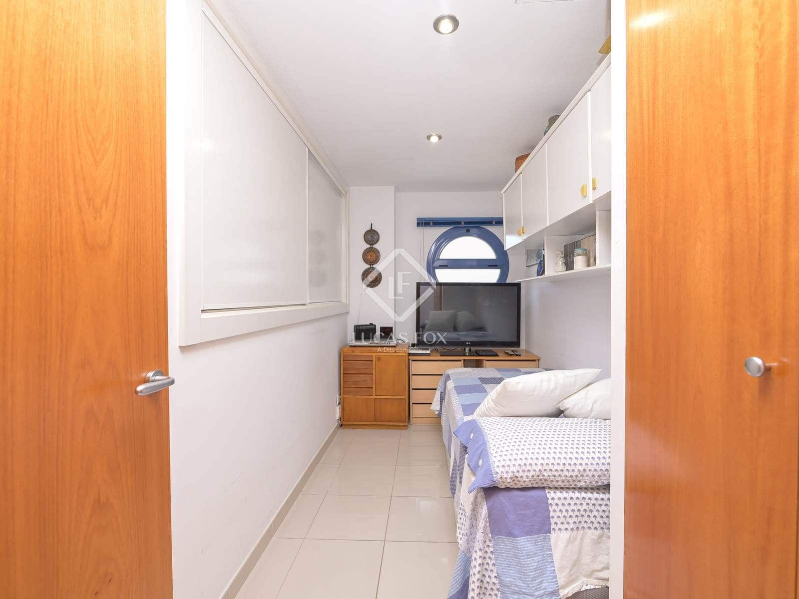 3 bedroom Apartment for sale in Platja d'Aro with pool garage - € 399,500 (Ref: 9087528)