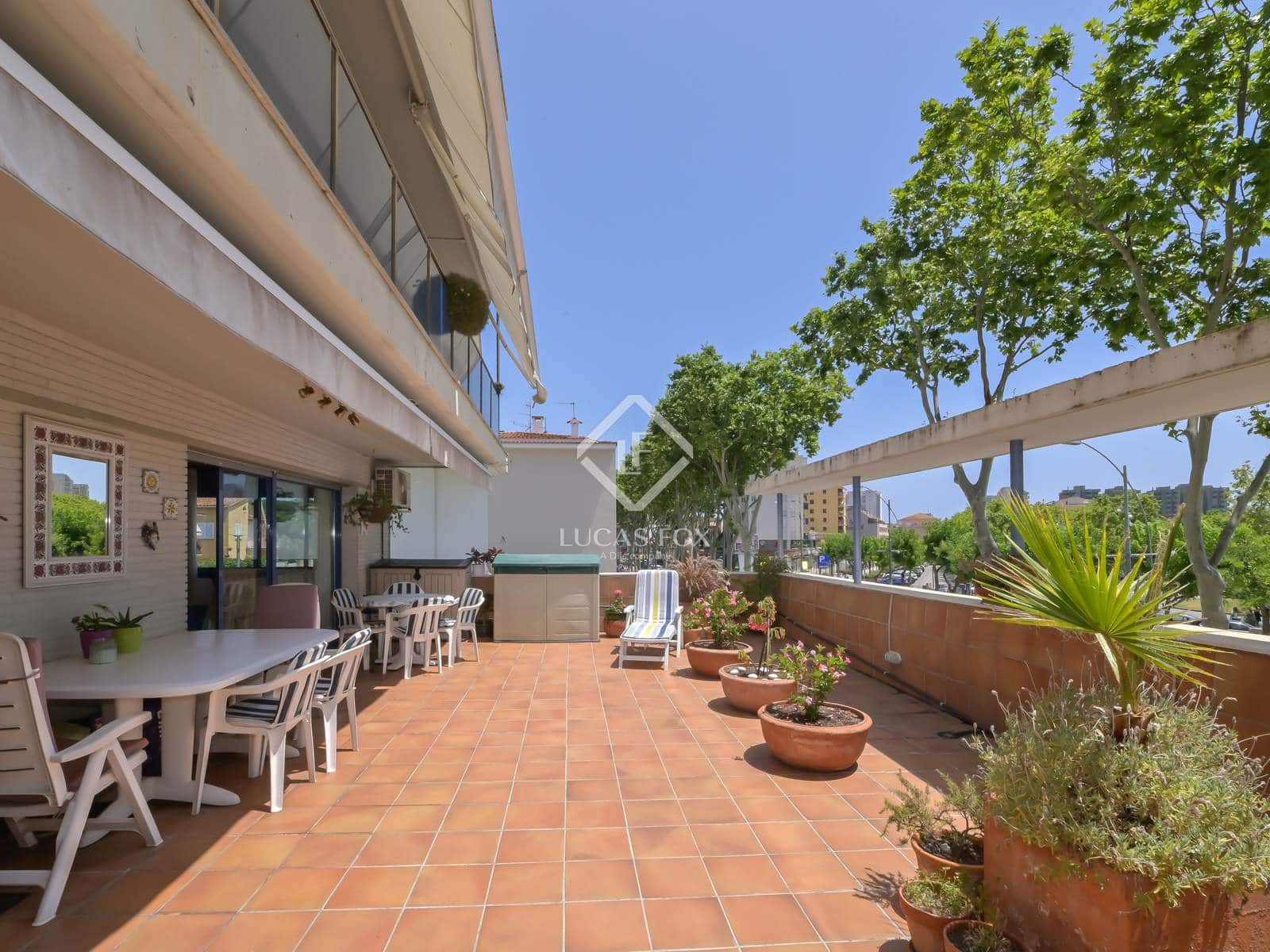 3 bedroom Apartment for sale in Platja d'Aro with pool garage - € 399,500 (Ref: 9087528)