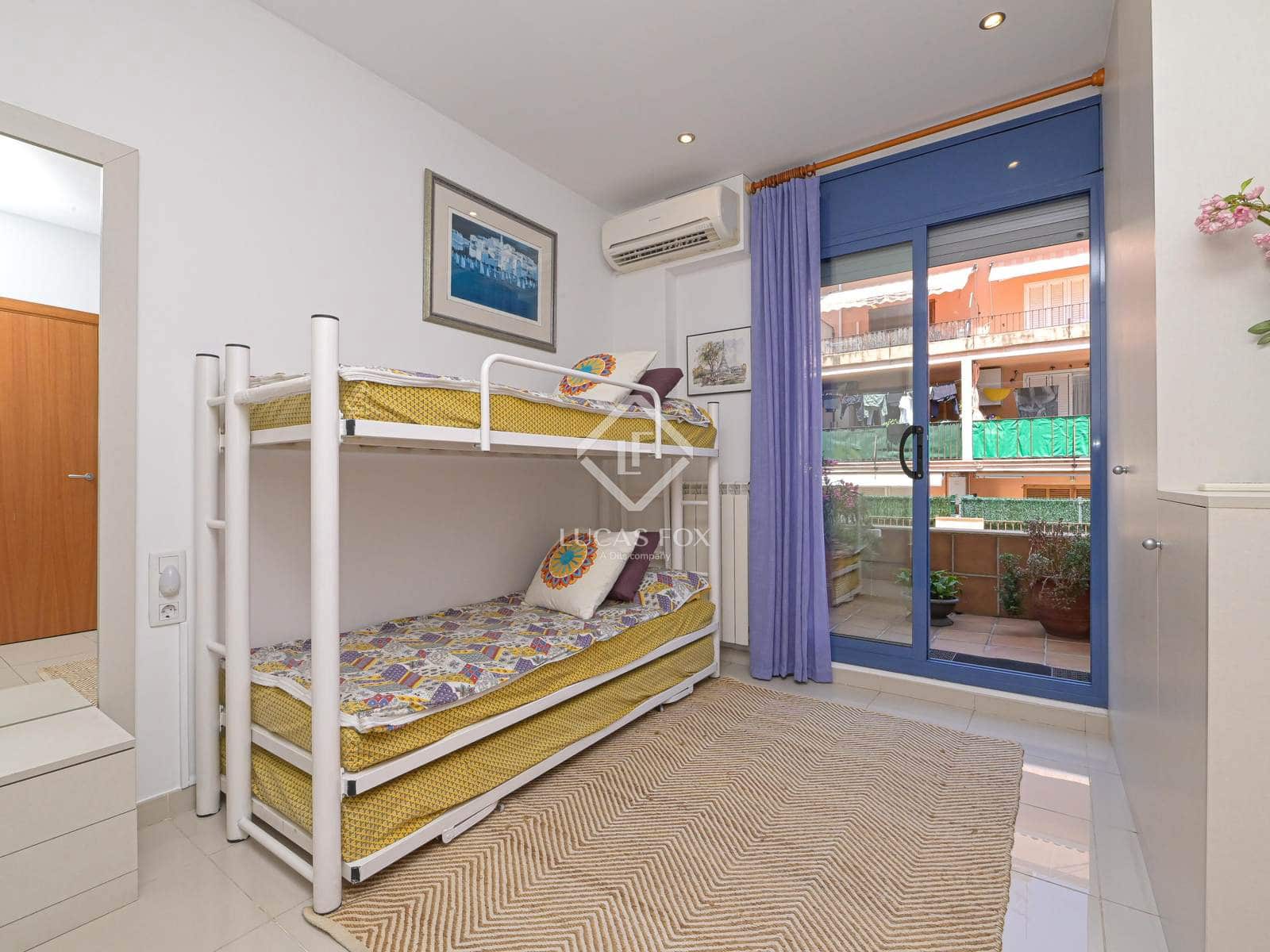 3 bedroom Apartment for sale in Platja d'Aro with pool garage - € 399,500 (Ref: 9087528)