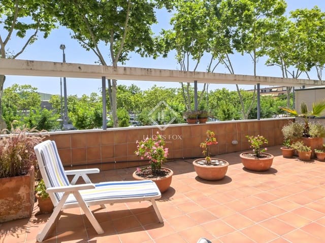 3 sypialnia Apartament na sprzedaż w Platja d'Aro, Castell-Platja d'Aro z basenem garażem - 399 500 € (Ref: 9087528)