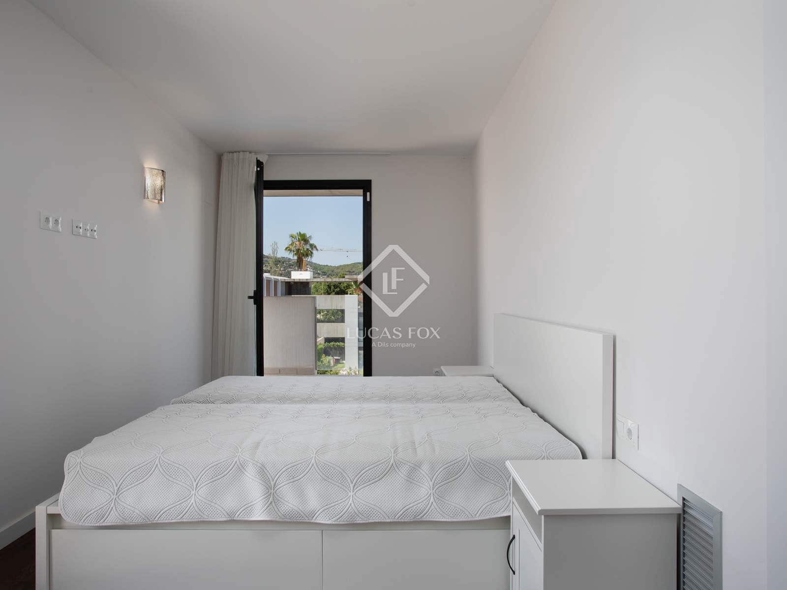 3 soveværelse Lejlighed til salg i Platja d'Aro med swimmingpool garage - € 745.000 (Ref: 9087532)