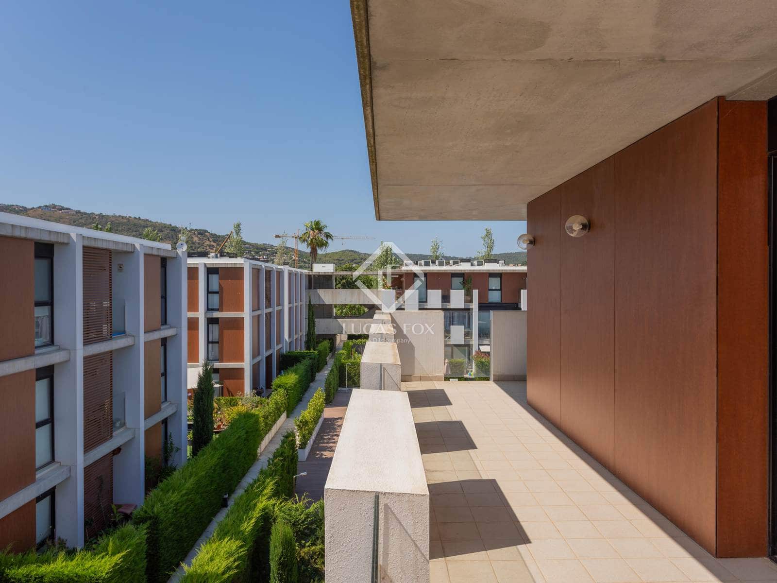 3 soveværelse Lejlighed til salg i Platja d'Aro med swimmingpool garage - € 745.000 (Ref: 9087532)