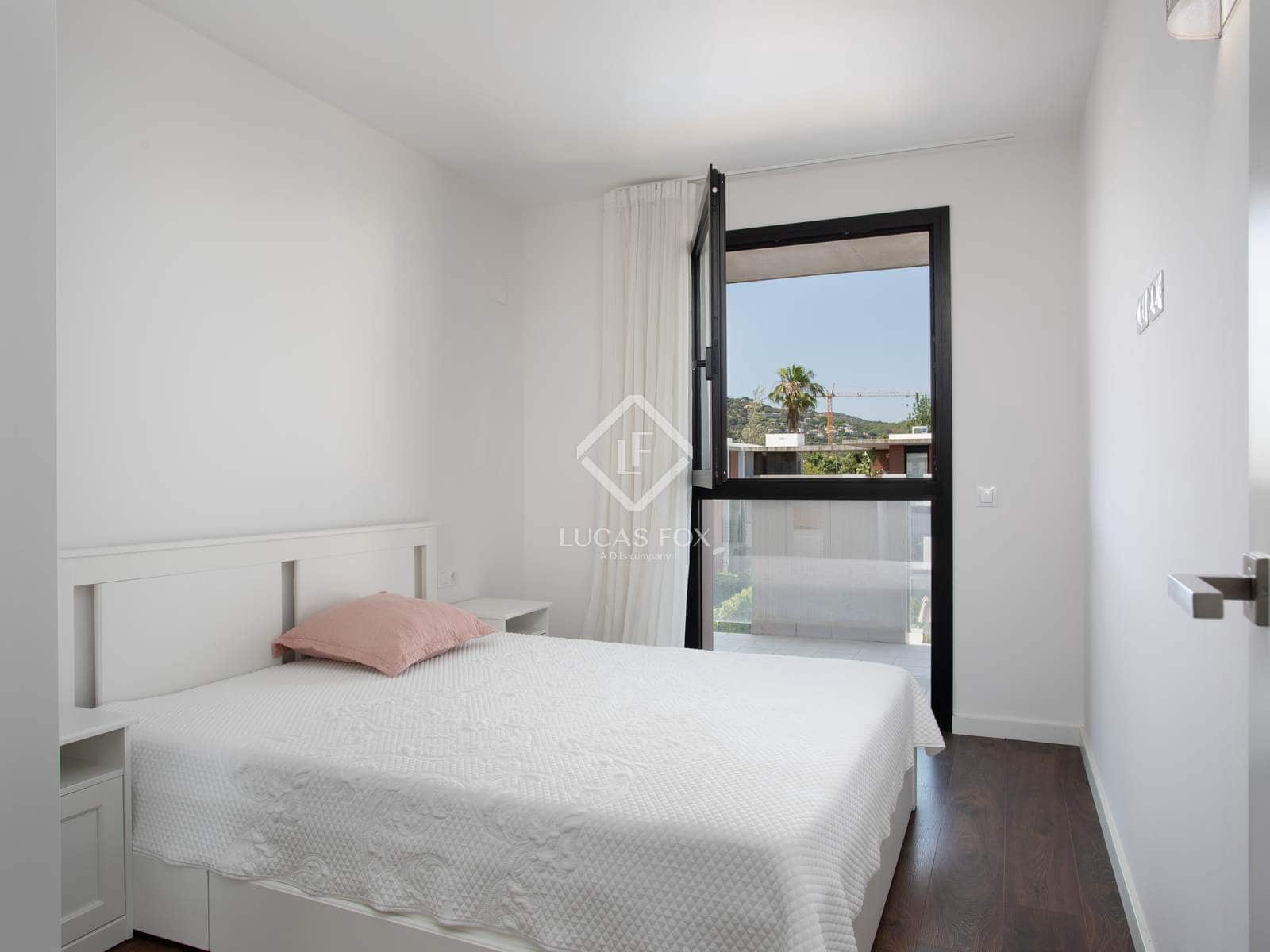 3 soveværelse Lejlighed til salg i Platja d'Aro med swimmingpool garage - € 745.000 (Ref: 9087532)