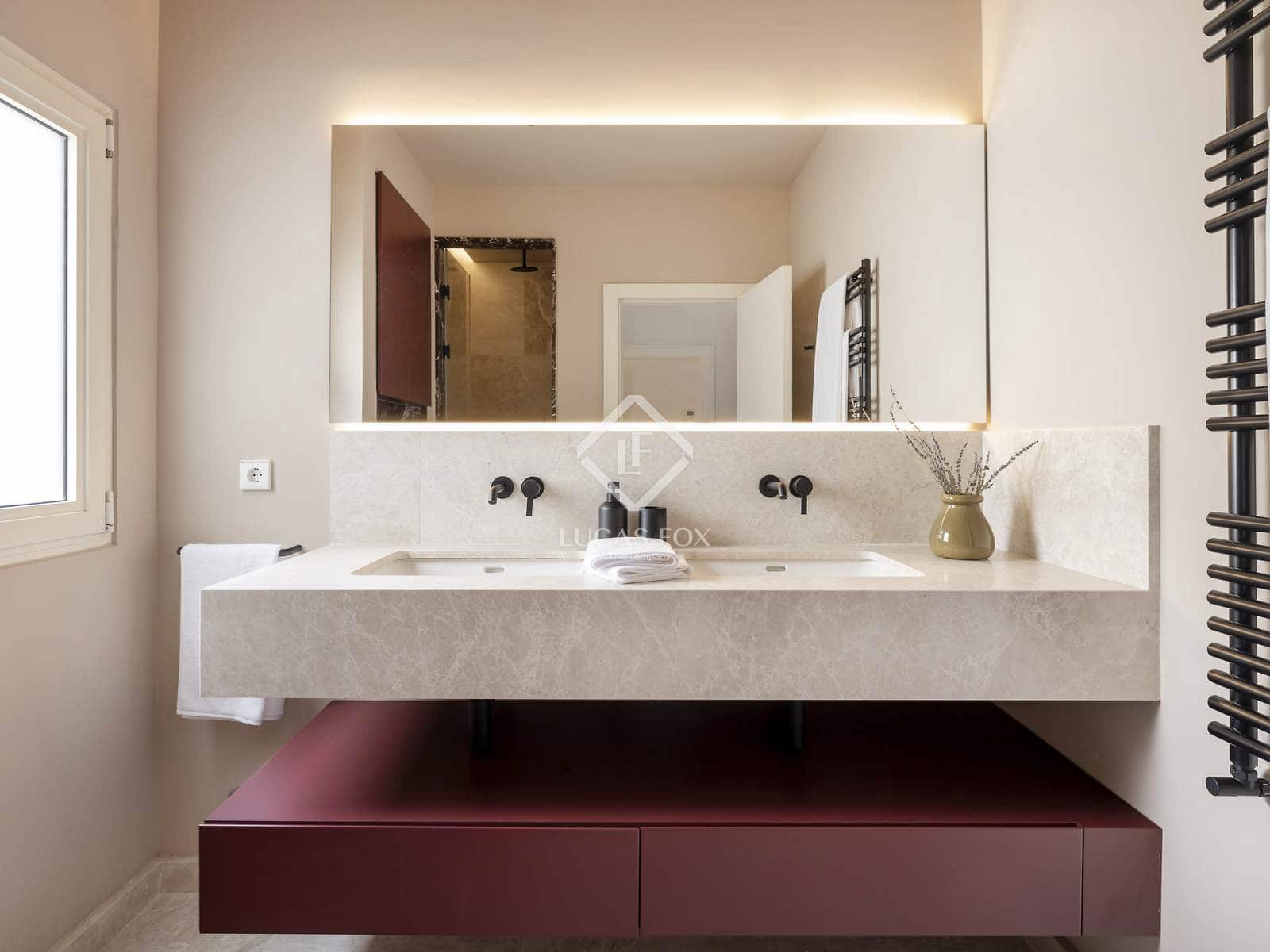 4 slaapkamer Appartement te huur in Barcelona stad met garage - € 9.000 (Ref: 9088432)