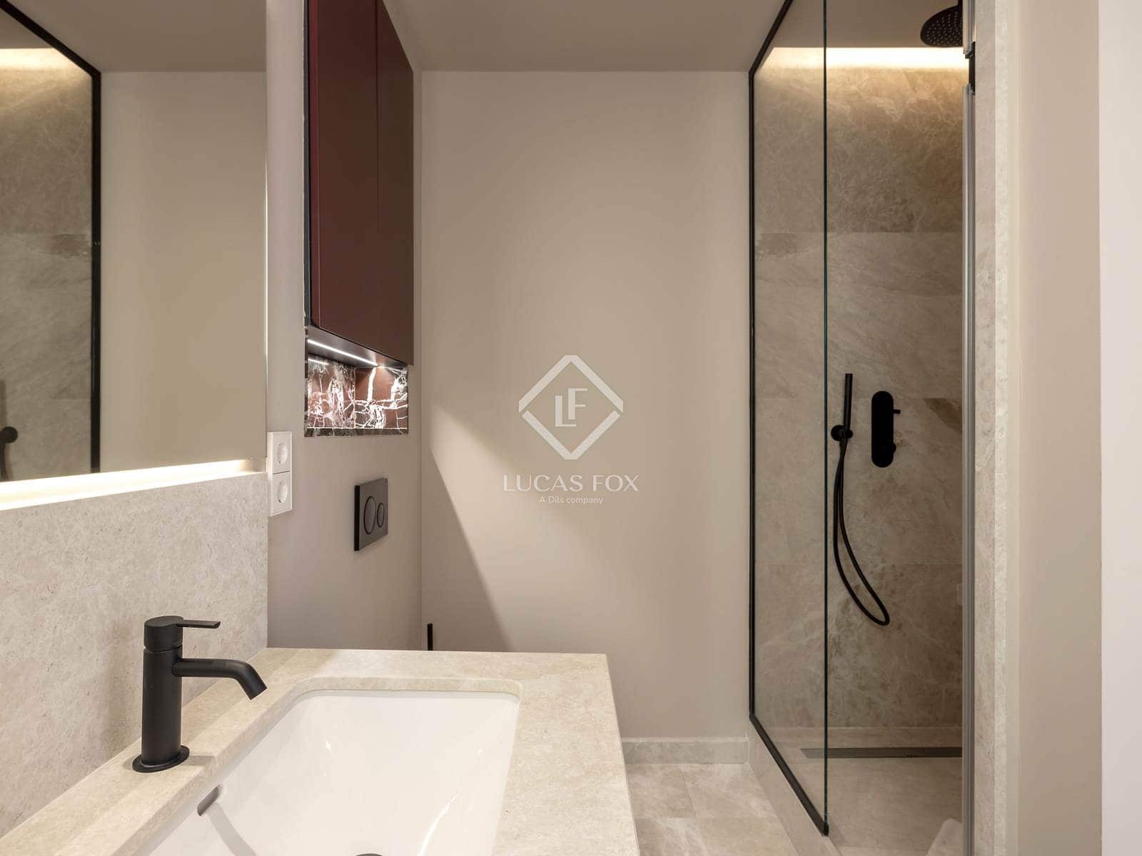 4 slaapkamer Appartement te huur in Barcelona stad met garage - € 9.000 (Ref: 9088432)