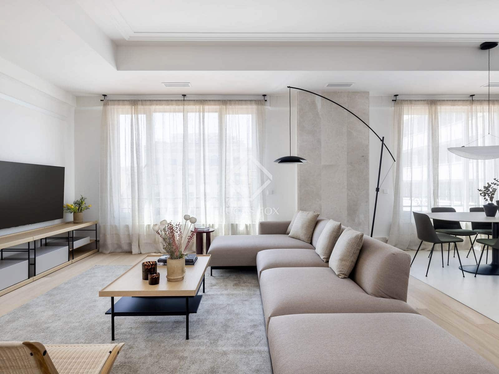 4 slaapkamer Appartement te huur in Barcelona stad met garage - € 9.000 (Ref: 9088432)