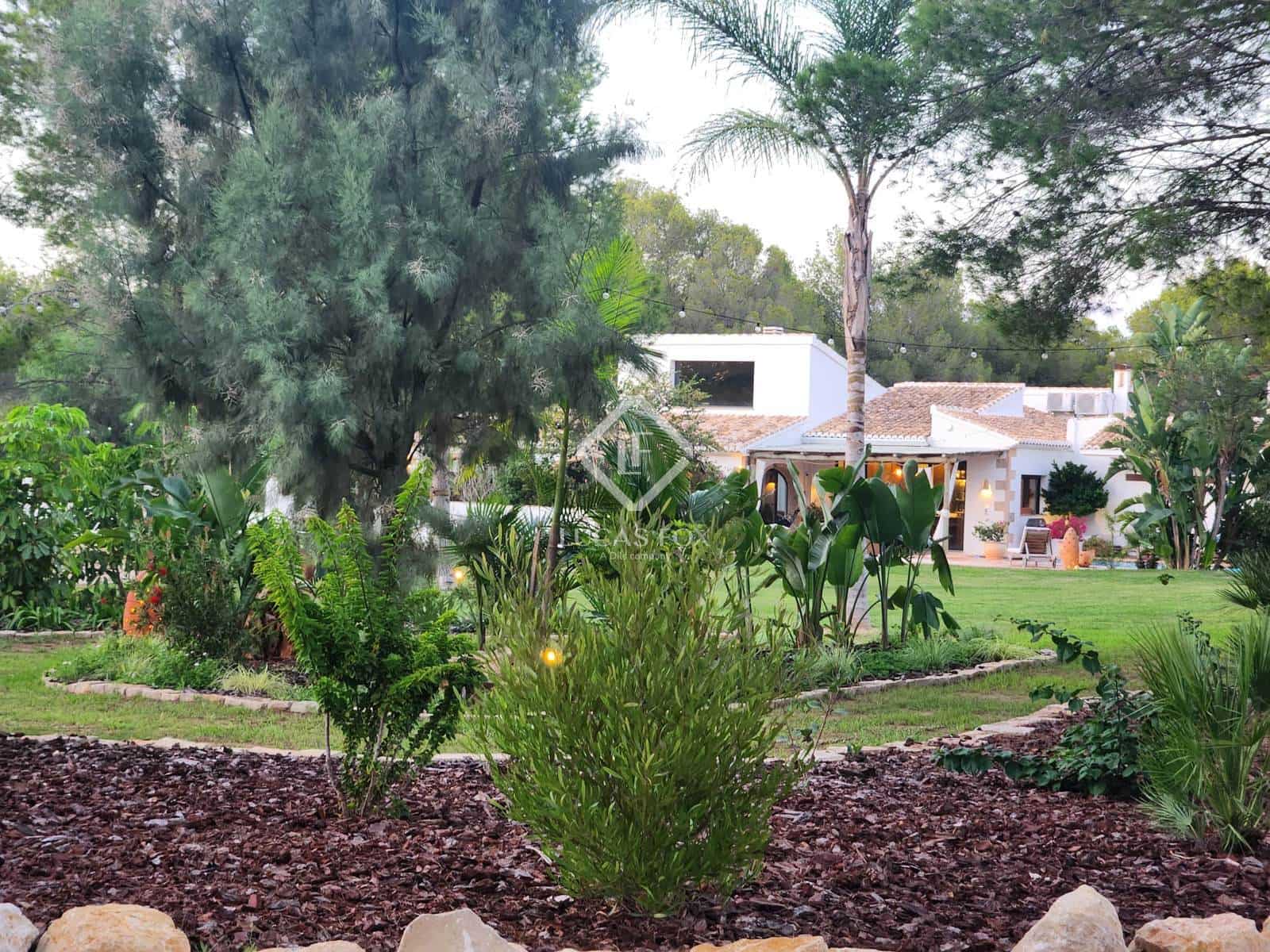 3 bedroom Villa for sale in Javea / Xabia with pool garage - € 3,395,000 (Ref: 9094420)