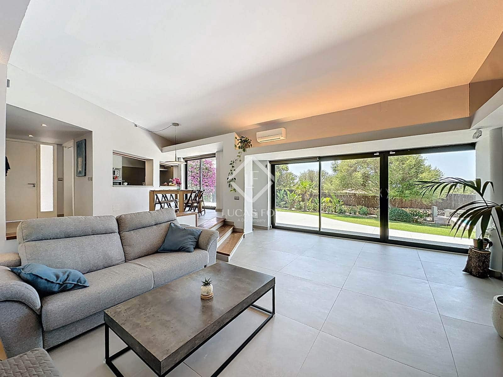 3 soveværelse Villa til salg i San Luis / Sant Lluis med swimmingpool garage - € 1.500.000 (Ref: 9094421)