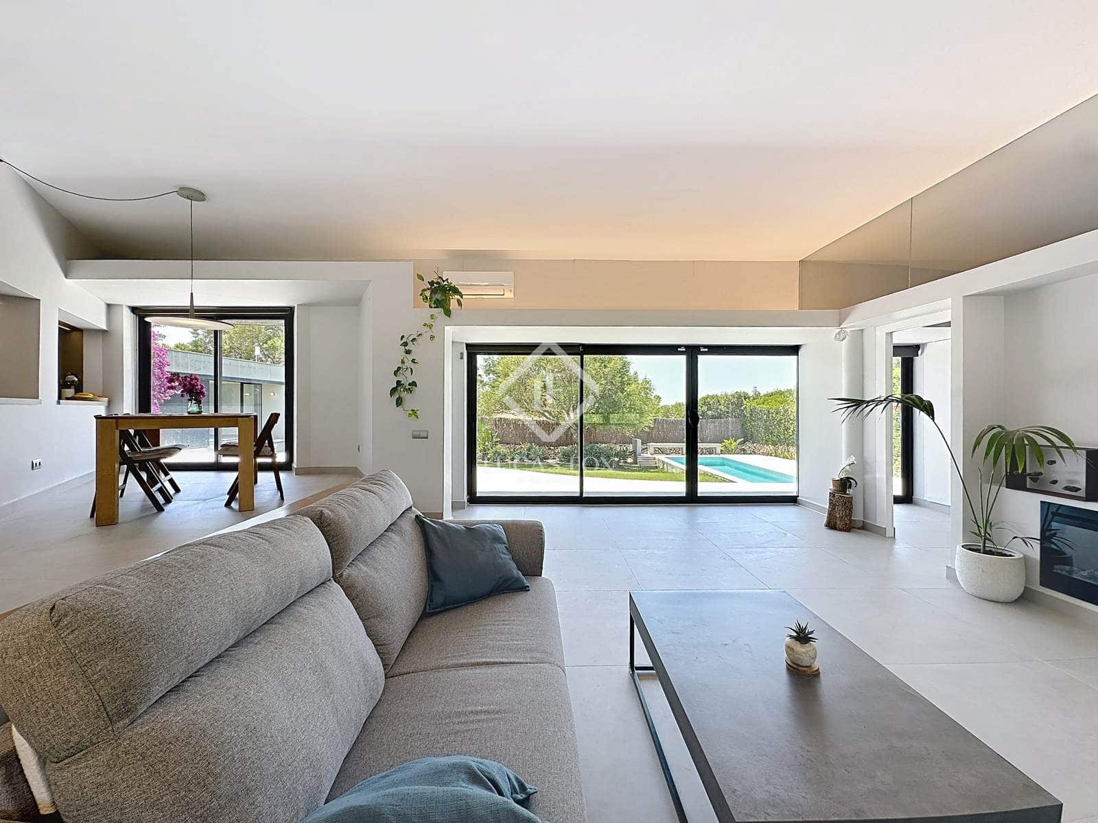 3 soveværelse Villa til salg i San Luis / Sant Lluis med swimmingpool garage - € 1.500.000 (Ref: 9094421)