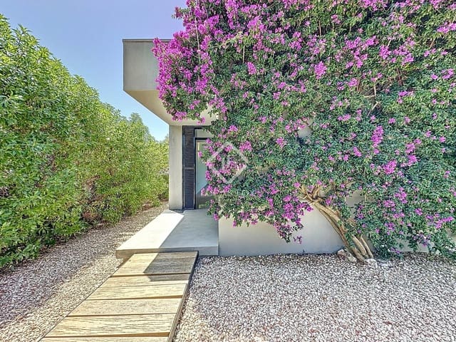 3 soveværelse Villa til salg i San Luis / Sant Lluís med swimmingpool garage - € 1.500.000 (Ref: 9094421)