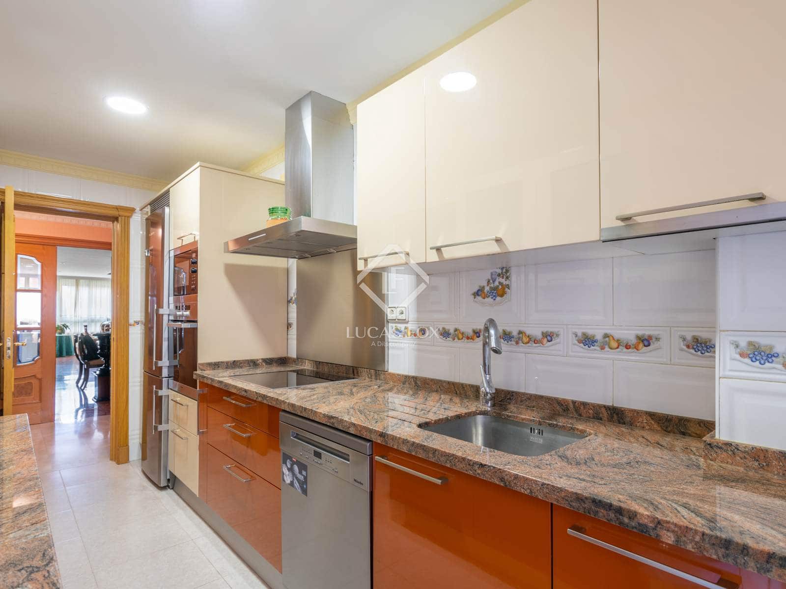 4 sypialnia Apartament na sprzedaż w Miasto Malaga z garażem - 965 000 € (Ref: 9094716)