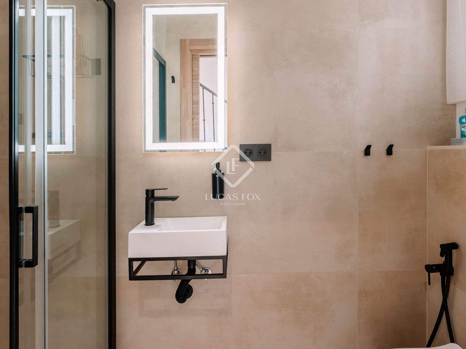 3 bedroom Villa for sale in Benahavis with pool garage - € 649,000 (Ref: 9097055)