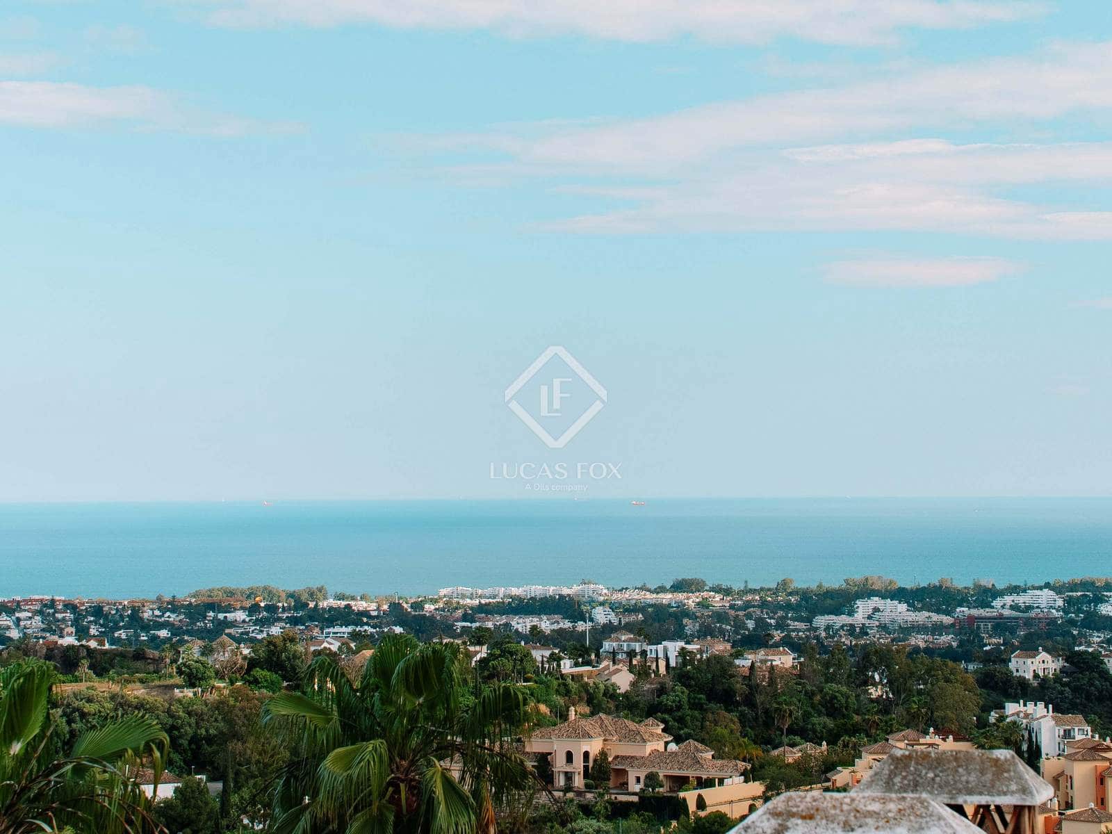 3 bedroom Villa for sale in Benahavis with pool garage - € 649,000 (Ref: 9097055)