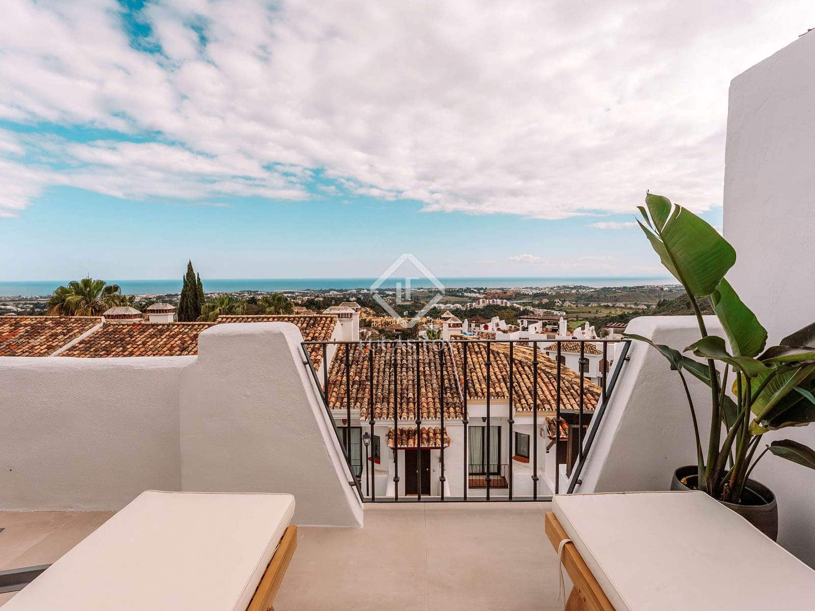 3 bedroom Villa for sale in Benahavis with pool garage - € 649,000 (Ref: 9097055)