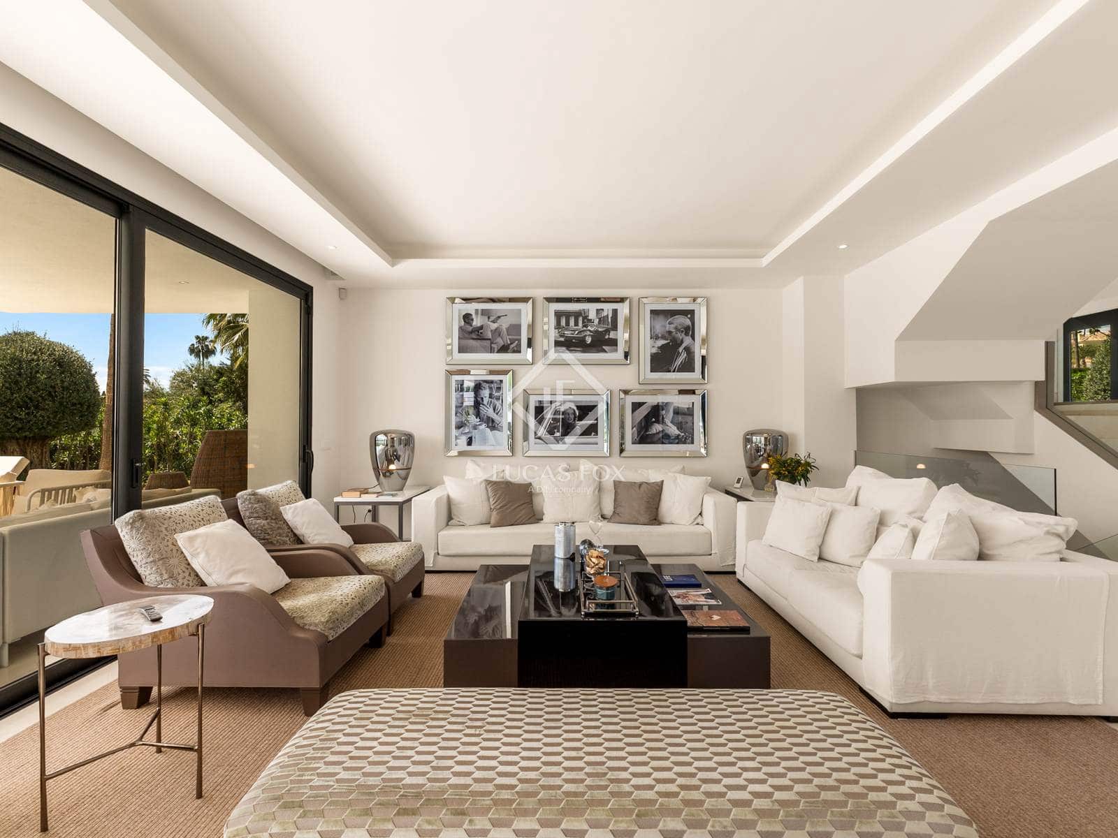 4 bedroom Villa for sale in Estepona with pool garage - € 3,395,000 (Ref: 9097056)