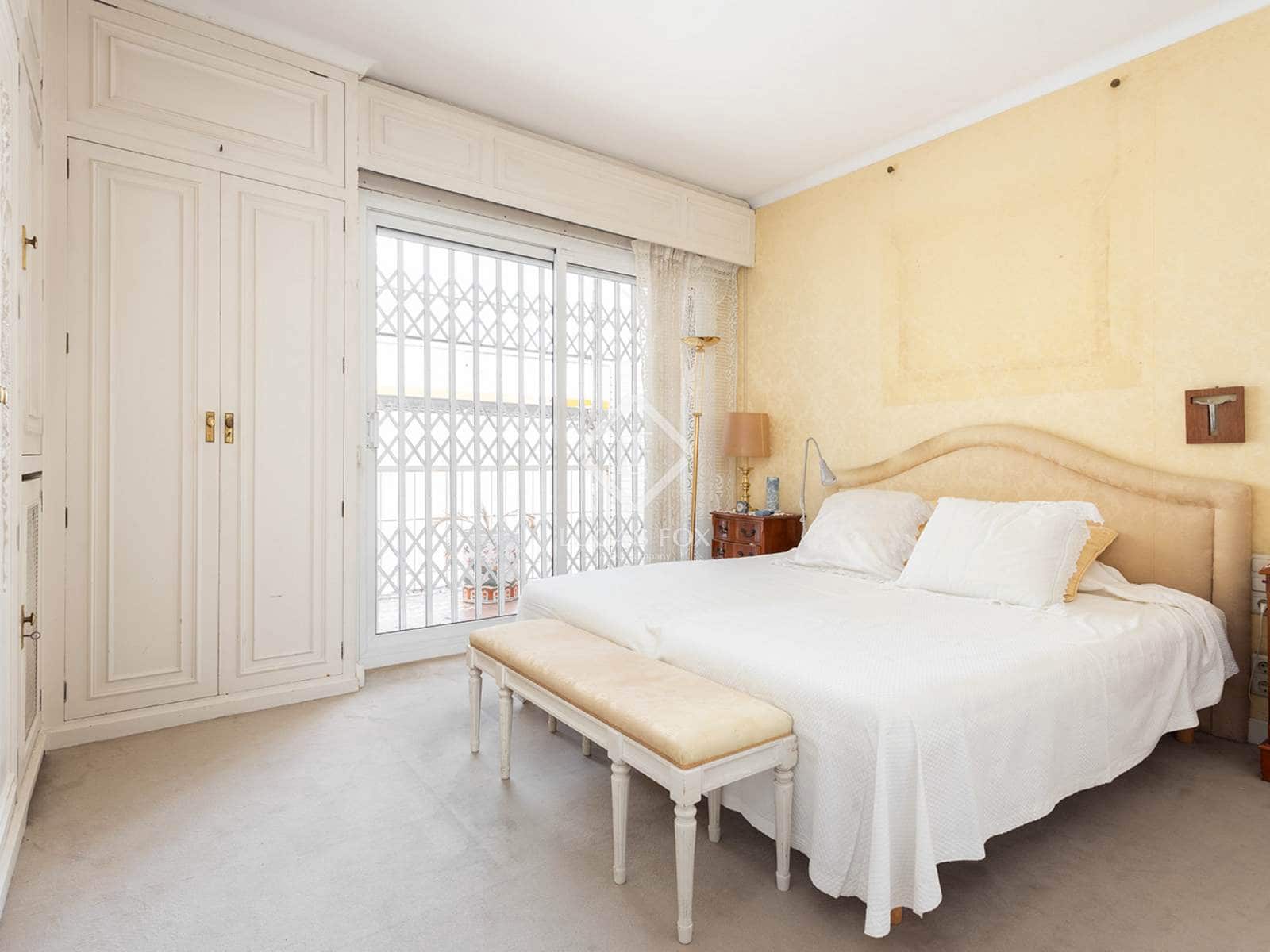 5 slaapkamer Appartement te koop in Barcelona stad met garage - € 2.075.000 (Ref: 9097356)