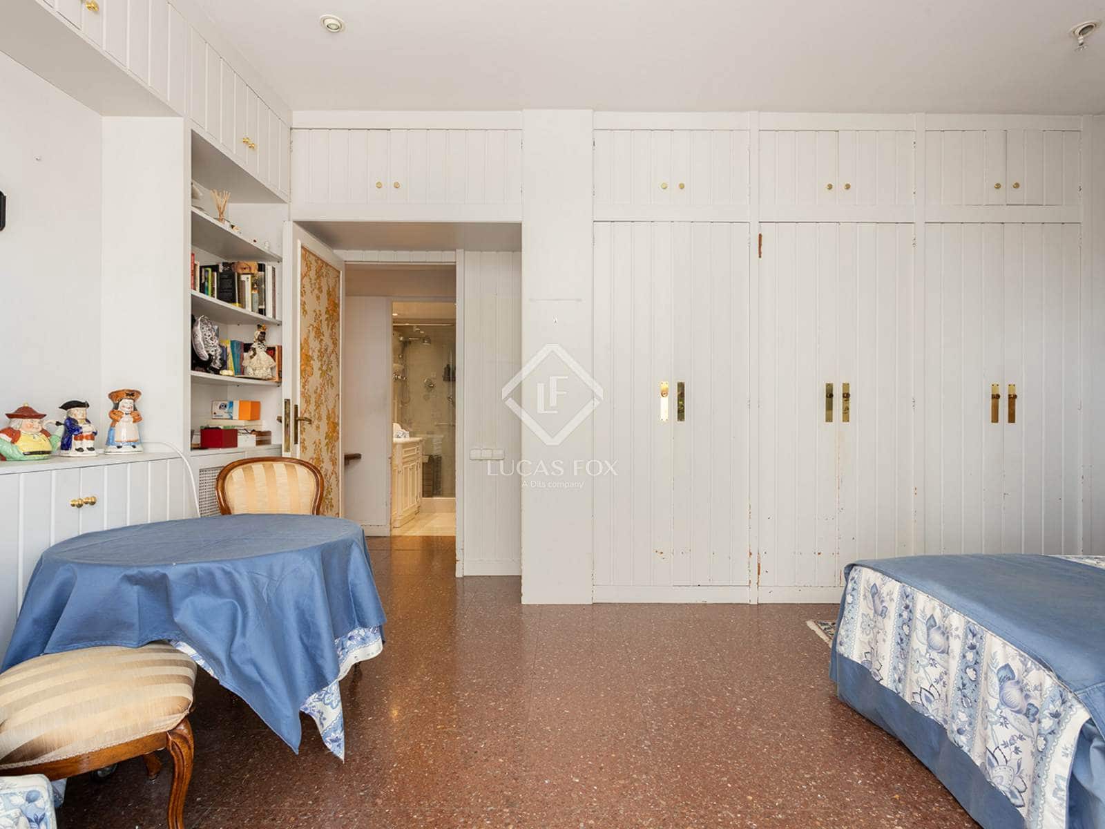 5 slaapkamer Appartement te koop in Barcelona stad met garage - € 2.075.000 (Ref: 9097356)