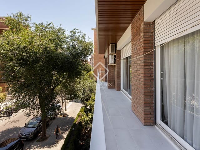 5 slaapkamer Appartement te koop in Barcelona stad met garage - € 2.075.000 (Ref: 9097356)